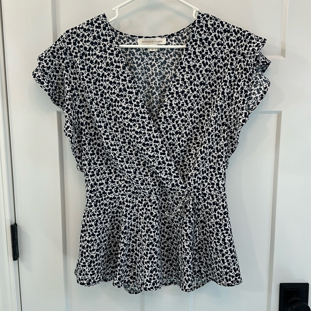 Women’s Monteau flutter top, navy and white flower print, size XL